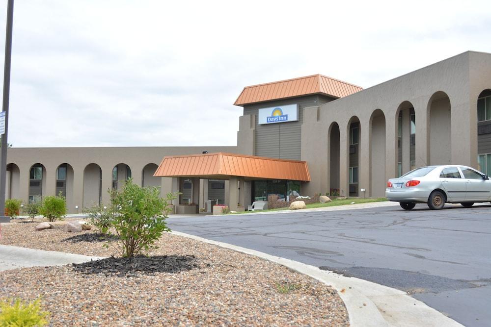 Days Inn By Wyndham Clive - West Des Moines Luaran gambar